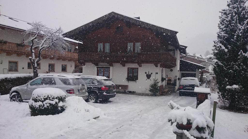Haus Reason Apartman Kitzbühel Szoba fotó